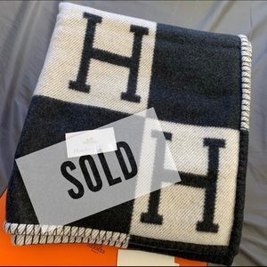 Hermes Blanket Avalon - Authentic